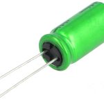 Elektrolitski Bipolarni kondenzator THT 100uF 50V 12,5x25mm 20% 1000h Radijalni Nichicon